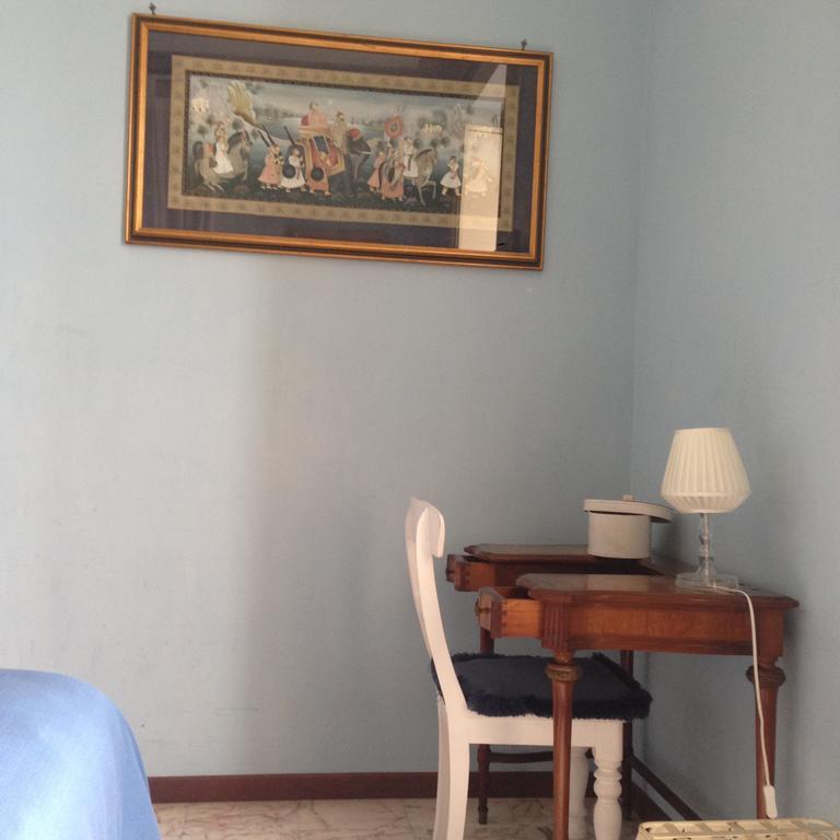 La Dimora Dei Baroni Bed and Breakfast Νάπολη Δωμάτιο φωτογραφία