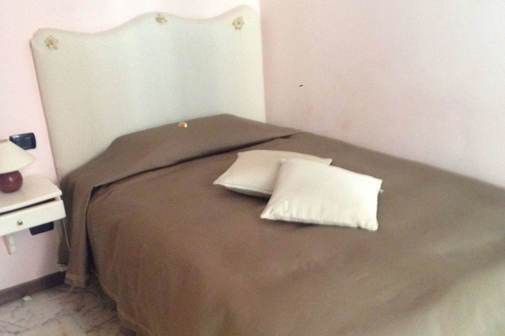 La Dimora Dei Baroni Bed and Breakfast Νάπολη Εξωτερικό φωτογραφία